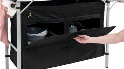 Outwell Magante Campingkeuken - Grijs 18 Outwell Magante Campingkeuken - Grijs -Speciaalzaak Voor Kampeerartikelen 1068 1900 5709388129598 magante keukentafel feature photo12