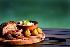 Cobb Pro Compact Houtskoolbarbecue - Zwart -Speciaalzaak Voor Kampeerartikelen 1267 1900 250y8439 2