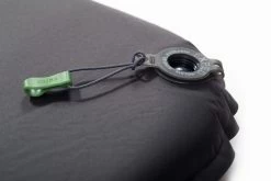 Exped SIM Comfort Duo 5 Zelfopblazende Slaapmat -Speciaalzaak Voor Kampeerartikelen 6183 sim comfort valve in close 5472x3648